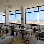 Blumen Hotel